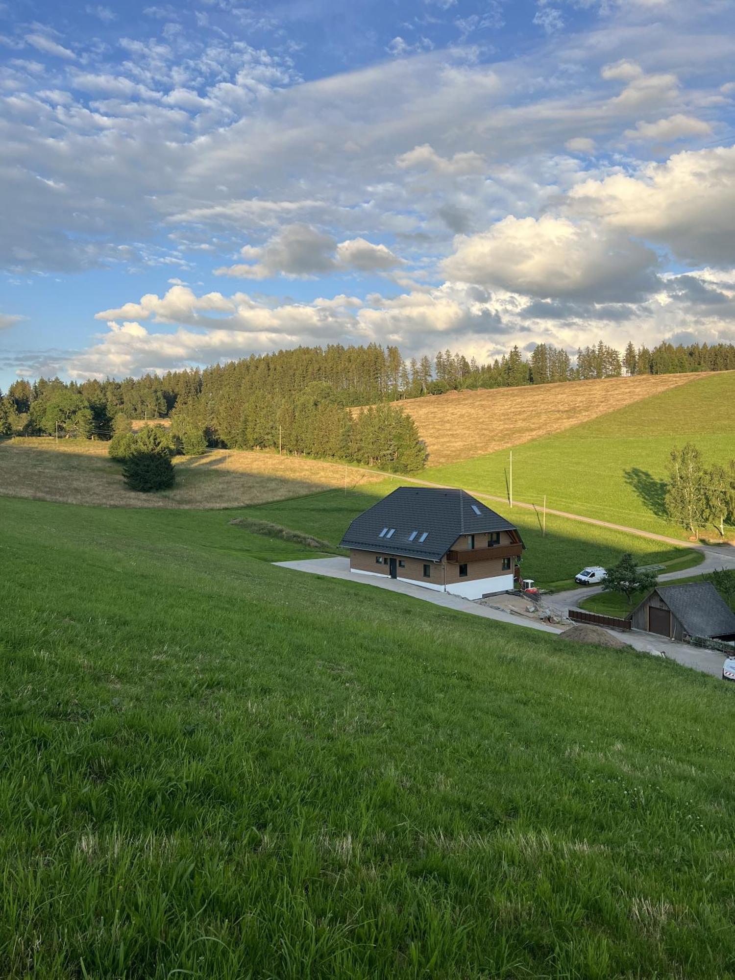 Kapellenhof Ferienwohnungen 特里贝格 外观 照片